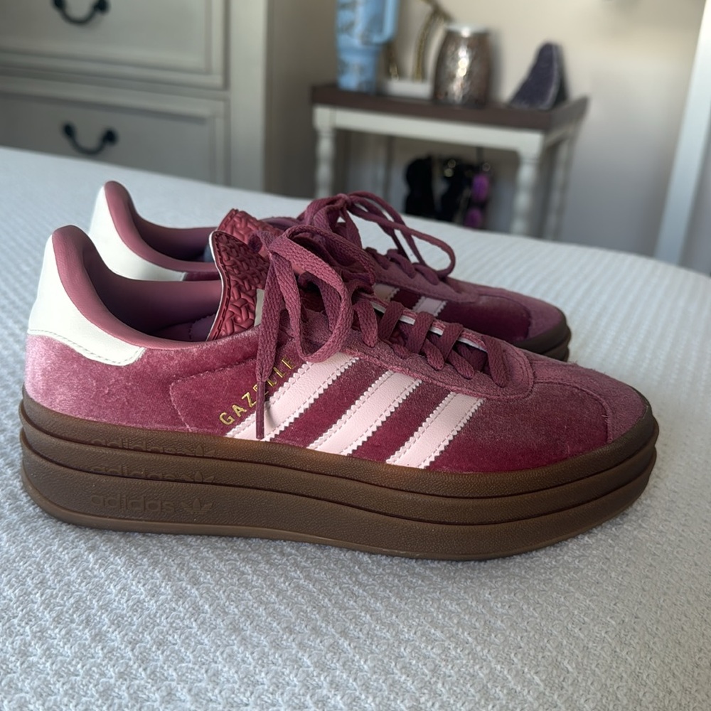 Adidas Gazelle Women's Sneakers - pink and Cream